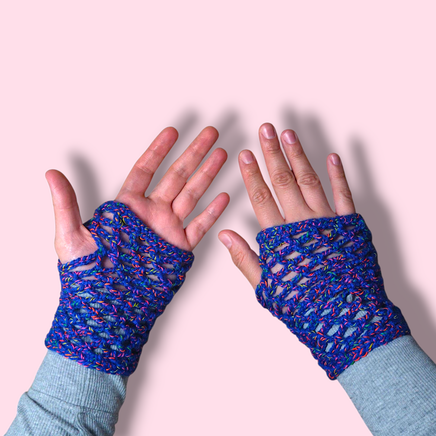 Fishnet Gloves (Vibrant Blue)
